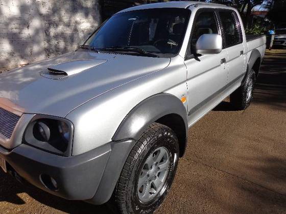 MITSUBISHI L200 2.5 GL 4X4 CD 8V TURBO DIESEL 4P MANUAL